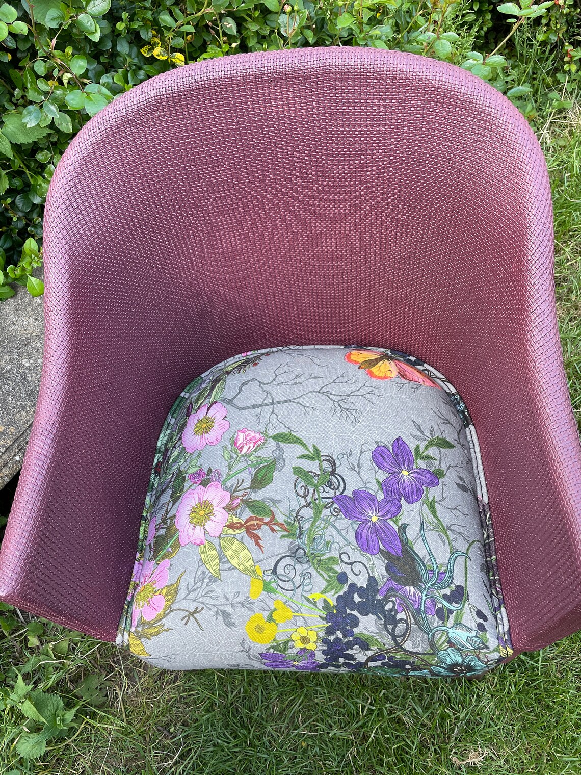 Lloyd Loom Style Chair, Matching Storage Box, Feather Cushion. Timorous