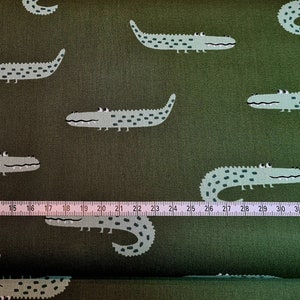 Crocodile Cotton fabric image 2