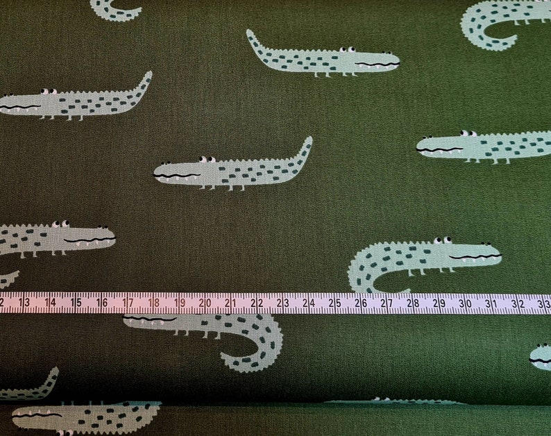 Crocodile Cotton fabric image 2