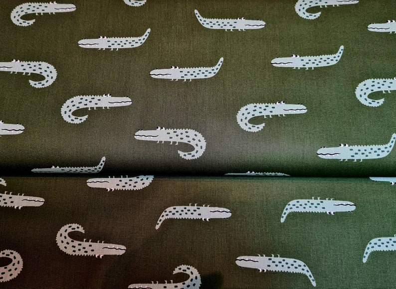 Crocodile Cotton fabric image 1
