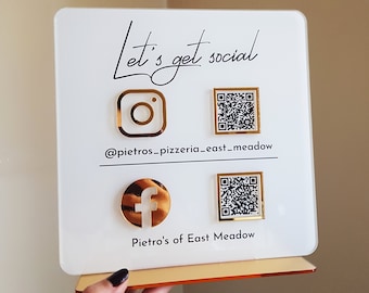 Aangepast acryl QR-codebord voor sociale media: zakelijk display (8,2 x 8,2 inch)