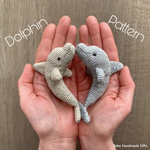 The little Dolphin amigurumi pattern