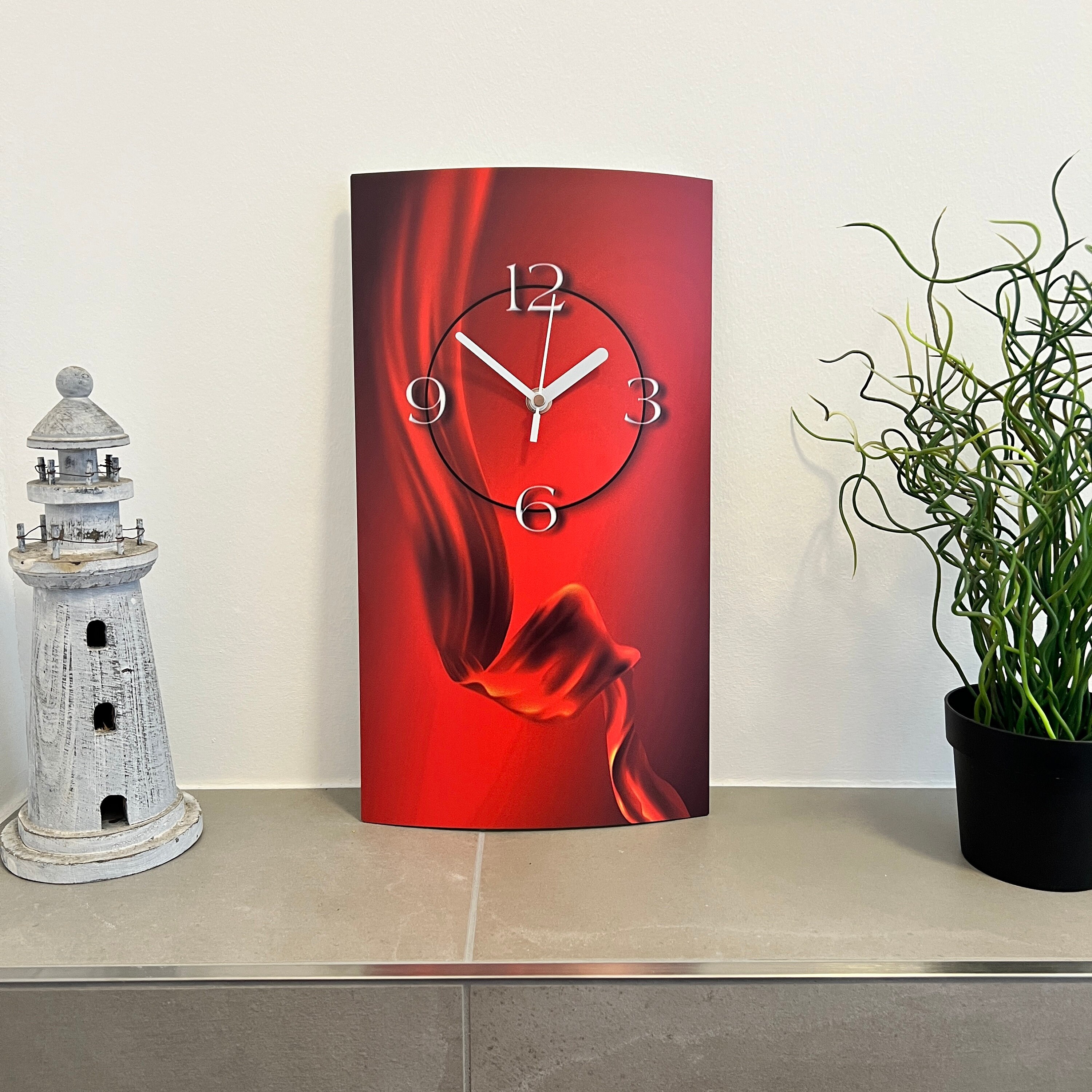 Reloj de pared de diseño vertical rojo de seda abstracto, reloj de ...