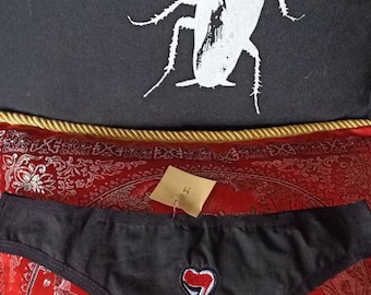 Slip- Heart Antifa