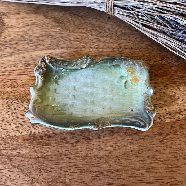 Victorian 19th Century Basket Weave Bisque Green Floral Soap Dish Trinket Dish, Antique 1890's