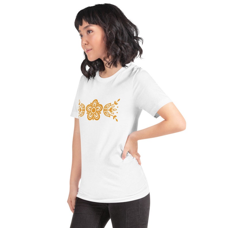 Vintage Inspired Clothing Pyrex T-shirt Butterfly Gold Retro 1970s Flower Short-Sleeve Unisex T-Shirt