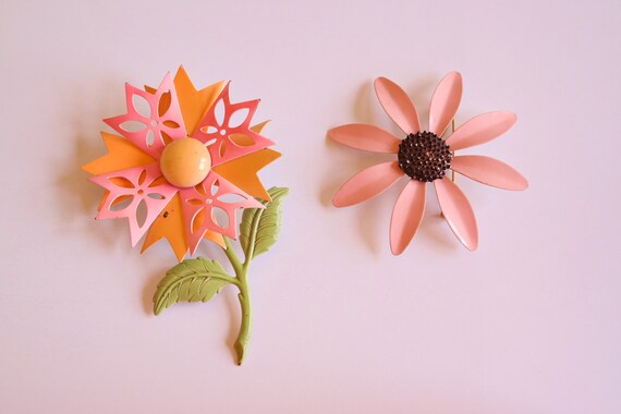 Large Retro Pink Orange Flower Floral Metal Enamel