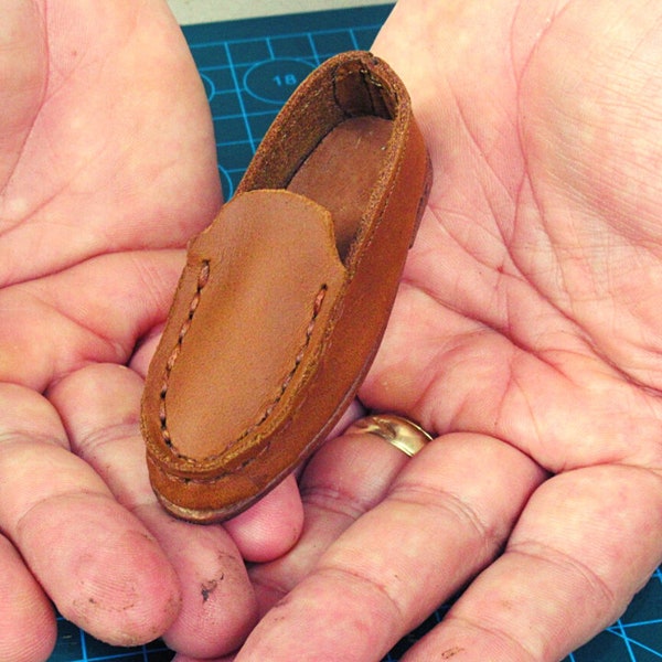 Miniature Shoe Pattern pdf