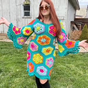 Crochet Flower Sweater Dress, Groovy African Floral Design for Summer Parties, Unique Handmade Dress for Bohemian-Themed Gifts