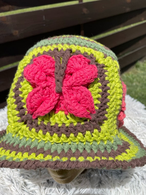 Crochet Bucket Hat with Butterfly Design & Short Ruffles The Butterfly Bucket Hat: Crochet pattern | Ribblr main image 2