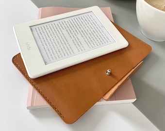 E-Reader- und Tablet-Tasche aus Leder in Hellbraun für Kindle, Tolino, Kobo, PocketBook und Onyx Boox Geräte sowie für kleinere Tablets