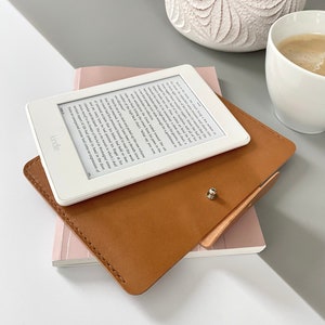 E-Reader und Tablet-Tasche aus Leder in Schwarz für Kindle, Tolino, Kobo, PocketBook und Onyx Boox Geräte sowie für kleinere Tablets Bild 7