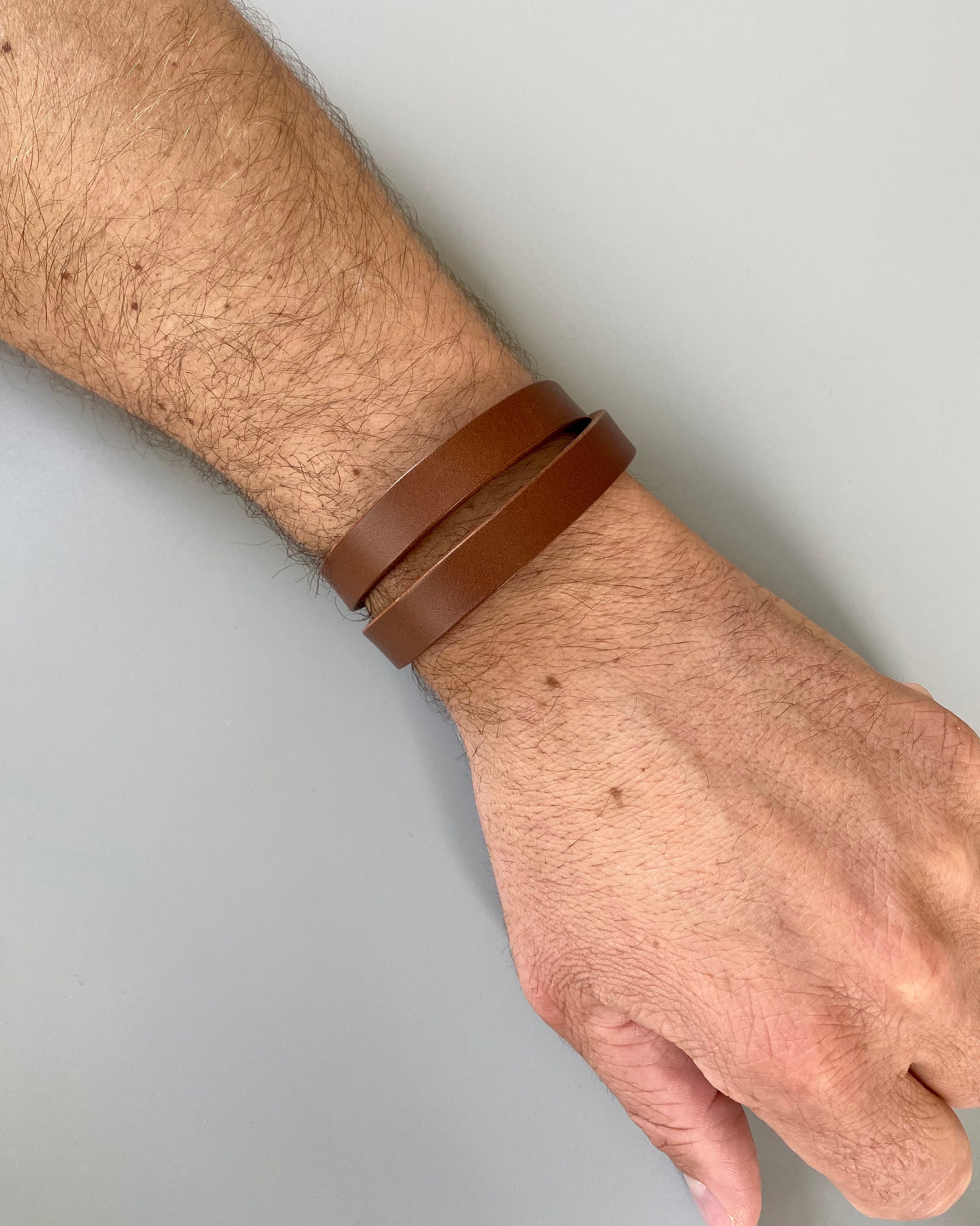 Double-wrapped, Size-adjustable Men's Bracelet in Medium