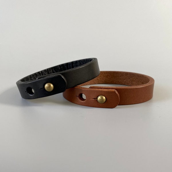 Elegant size adjustable leather bracelet men black, personalizable