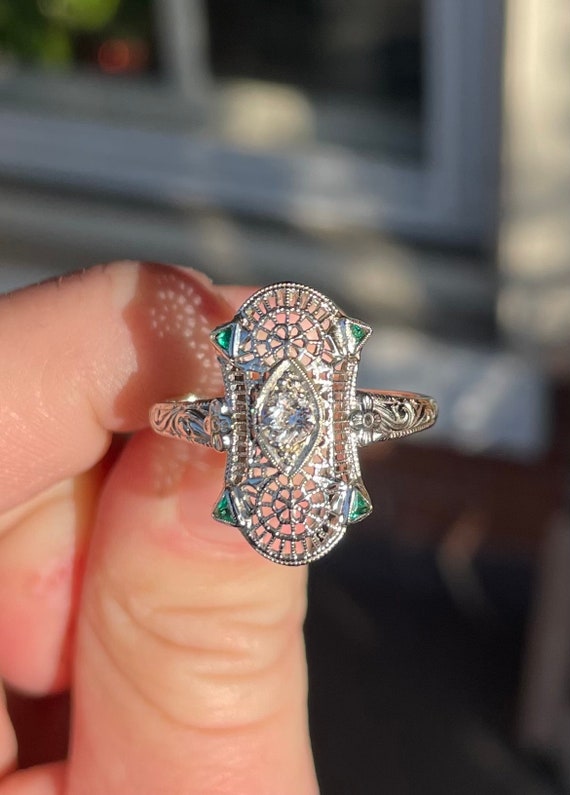 Art Deco 14kwg Diamond Filigree Ring