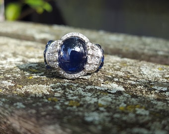 Gorgeous 5Ct Sapphire & Diamond Ring