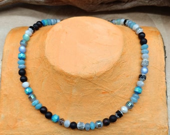 collier noir bleu clair avec pierres précieuses, collier pour femme, collier élégant, collier bleu clair, collier joli cadeau