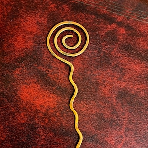Copper Spiral Bookmark, handmade wire book mark, reading accessory, gift for readers, gift for book lovers, anniversary for women or men