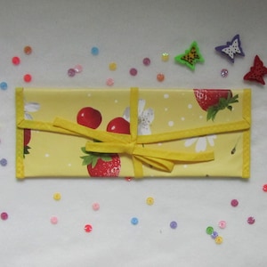 Cutlery bag - cherry/strawberry