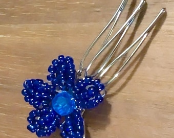 Pettine per capelli vintage con perline di vetro blu cobalto e fiori, in tonalità argento.