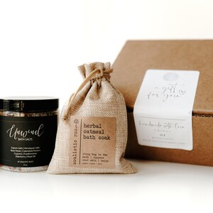 Relaxing Bath Gift Set for Women, Mothers Day Spa Gifts, Relaxing Mother's Day Gift Sets, Self Care Products for Women, Mothers Day Gift Set image 4