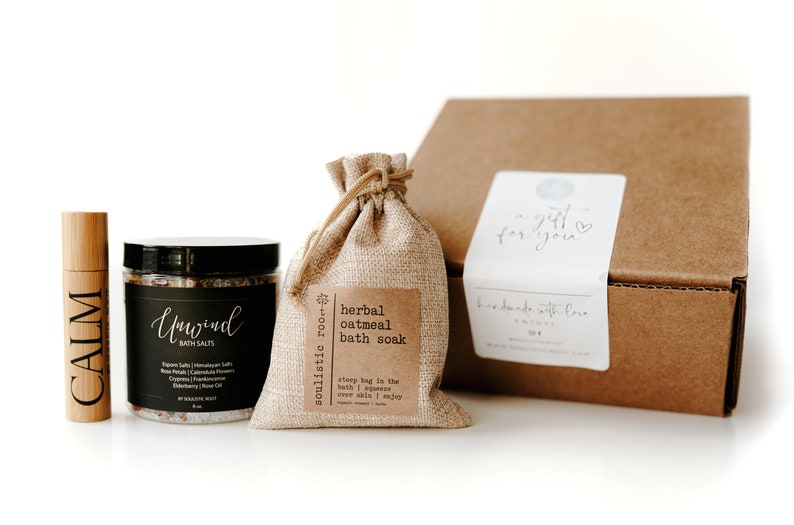 Relaxing Bath Gift Set for Women, Mothers Day Spa Gifts, Relaxing Mother's Day Gift Sets, Self Care Products for Women, Mothers Day Gift Set image 4