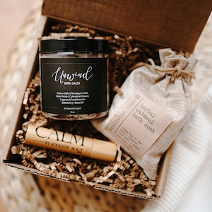 Relaxing Bath Gift Set for Women, Mothers Day Spa Gifts, Relaxing Mother's Day Gift Sets, Self Care Products for Women, Mothers Day Gift Set image 5