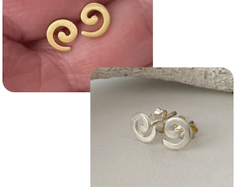 Boucles d'oreilles puces spirale argent 925