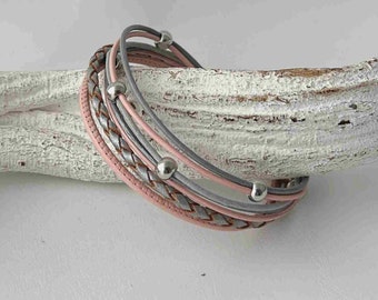 Pink gray leather bracelet with pearls