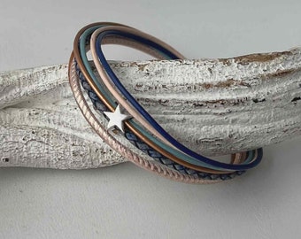 Armband Leder mit kleinem Stern cognac blau