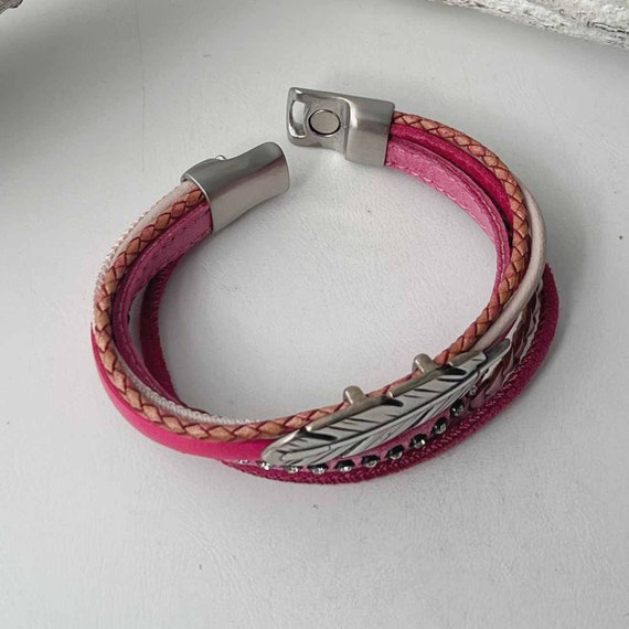 Suyi Bracciale Multistrato In Pelle Con Chiusura Magnetica E Cristallo, Regalo Per Donna, Frase Ispiratrice