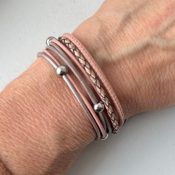 Armband Leder rosa taupe mit Perlchen