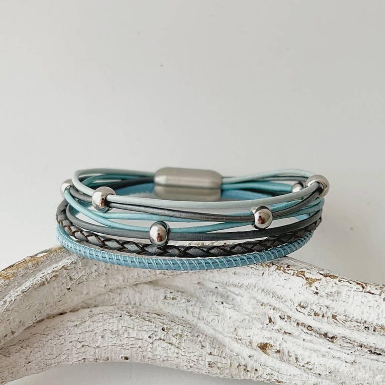Light blue Nappa leather bracelet image 4