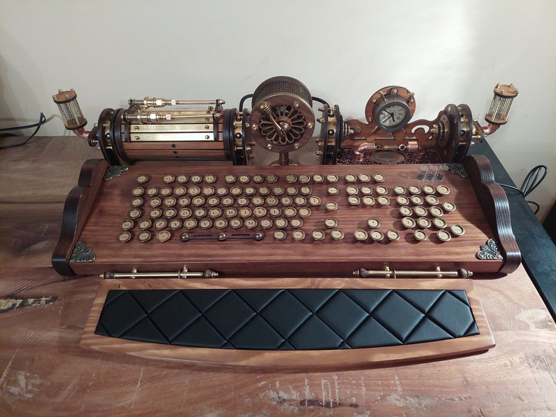 Set of steampunk neo-victorian, antique look keyboard with pencase, clock, lights and wristrest image 3