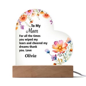 Personalized Acrylic Heart Plaque Gift for Mom – Beautiful Custom LED Sign for Mother&#39;s Day