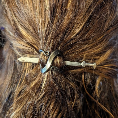 Barrette en poils d'épée/couteau de haute qualité, forgée à la main par un forgeron. Épingle à cheveux / élastique à cheveux / barrette à cheveux