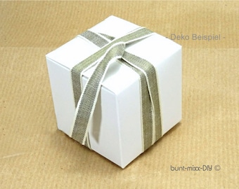 10 Schachteln Geschenkbox weiß Würfel 6cm Gastgeschenk Hochzeit Geschenke verpacken Adventskalender KraftKarton DIY