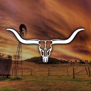 Majestic Longhorn Die-Cut Vinyl Decal - Display Your Texas Spirit