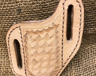 Fourreau en cuir fait à la main