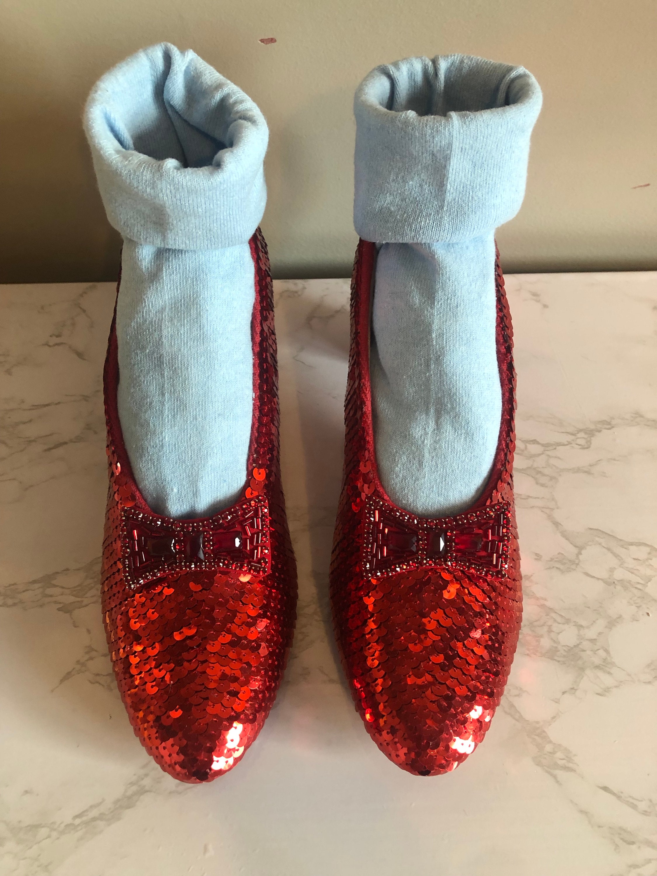 コメント必須★ オズの魔法使い ドロシー ルビーの靴 wizard of Oz オズの魔法使い ルビーの靴のレプリカ - Etsy 日本