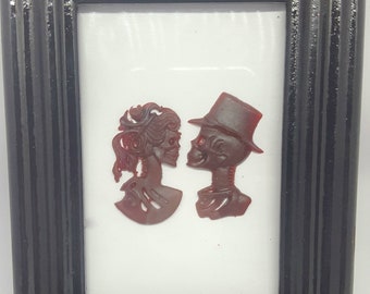 Red Skeleton Cameo Couple in Black Frame