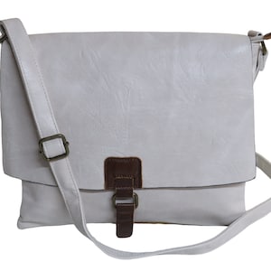 Messenger bag, shoulder bag, courier bag, shoulder bag, leather shoulder bag, plain bag, shoulder strap, laptop bag, leather bag Tasche Beige