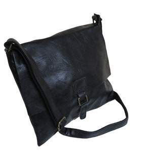 Messenger bag courier bag shoulder bag school bag leather black image 3