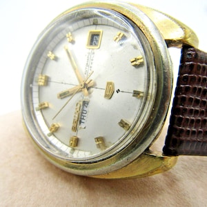 Vintage Rare Seiko 5 Five 6119-7183 Automatic 21 Jwl Watch w/ Rare Day Date Positions & Push Crown Date Adjust in Great Working Condition!!!