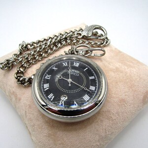Danbury pocket hotsell watch winding