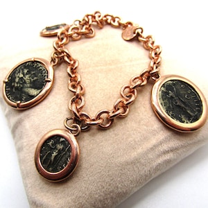 Vintage Beautiful Bella Viva 18K Rose Gold Plated Over Bronze Coin Bracelet in Excellent Condition!!!