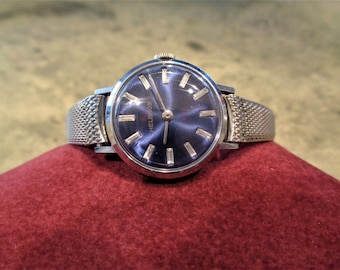 Vintage Beautiful Ladies Helbros Swiss Watch with New Kestenmade Mesh Band in Excellent Cosmetic and Working Condition!!!