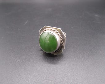 Vintage Beautiful Rare Lion Passant British / London Leopard / Anchor / Crown / SUD Markings Sterling Ring with Natural Large Jade Stone!!!
