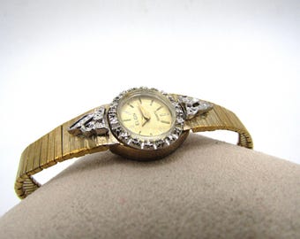 Vintage Rare Beautiful Elgin Ladies Cocktail x10 Genuine Diamonds Quartz Watch in Great Cosmetic and Working Condition!!!