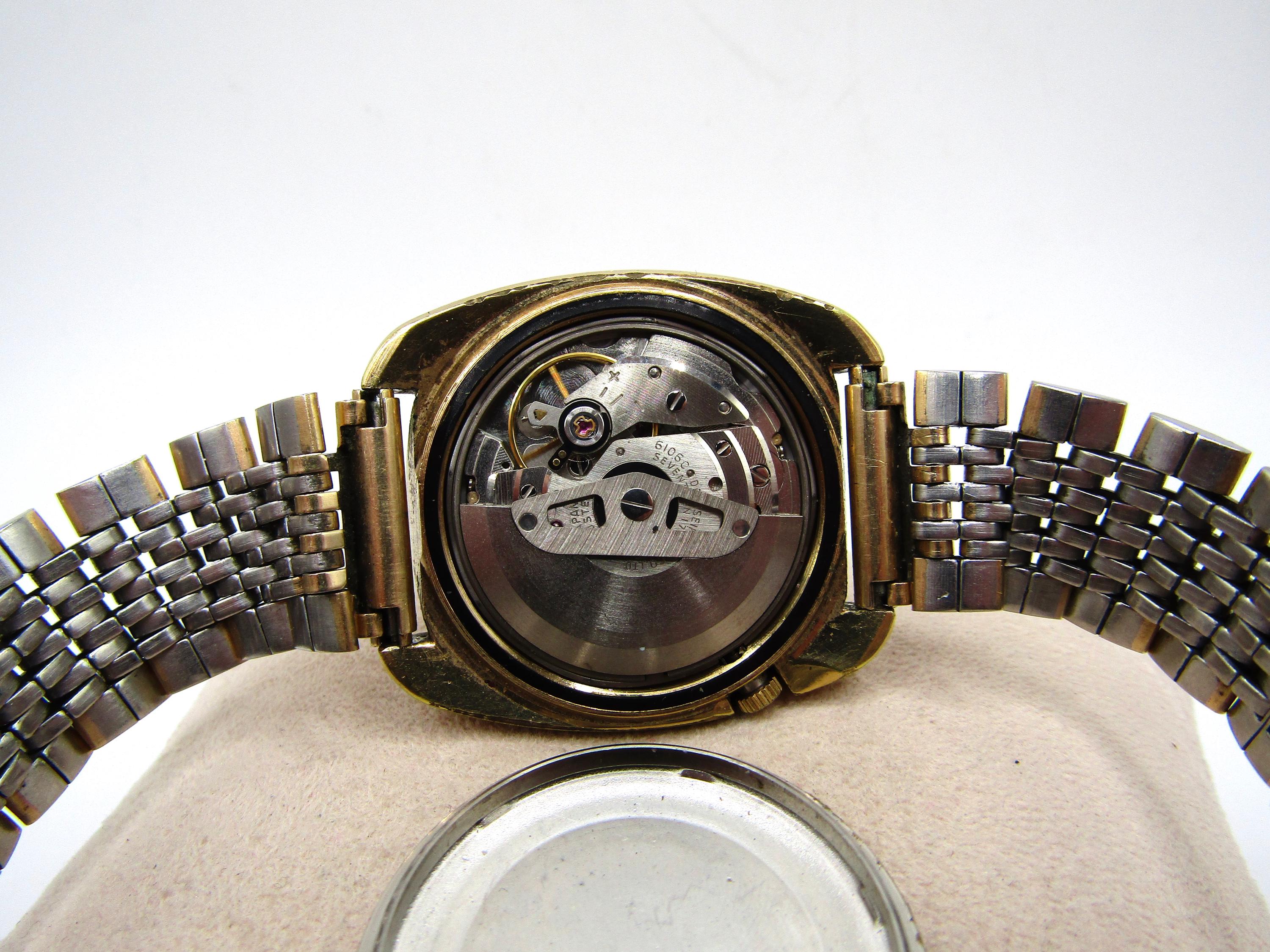 Vintage Beautiful Seiko DX Automatic 6106-8489 Watch W/ Push Date